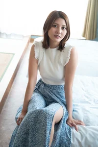 Yume Hayashi Digital Photo Book - Weekly Gendai Evening Rain Inn (90P) - image 10