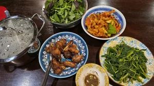 Viral Duck Restaurant and the Celebrity Family Meal That Caught Everyone's Eye - image 6