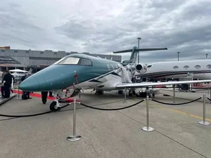 Inside Jeff Bezos’s Luxurious $10 Million Private Jet: Ultimate Sky Luxury - image 11