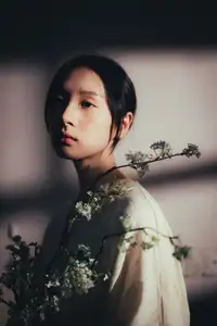 Fang Xiu: Captivating Serenity in Golden Light - YiTuYu Vol.8717 Art Language - image 18