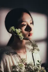Fang Xiu: Captivating Serenity in Golden Light - YiTuYu Vol.8717 Art Language - image 10