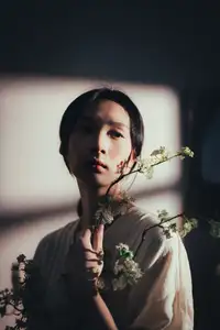 Fang Xiu: Captivating Serenity in Golden Light - YiTuYu Vol.8717 Art Language - image 12