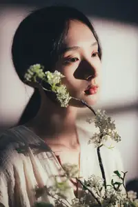 Fang Xiu: Captivating Serenity in Golden Light - YiTuYu Vol.8717 Art Language - image 15