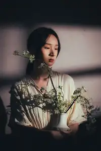 Fang Xiu: Captivating Serenity in Golden Light - YiTuYu Vol.8717 Art Language - image 8