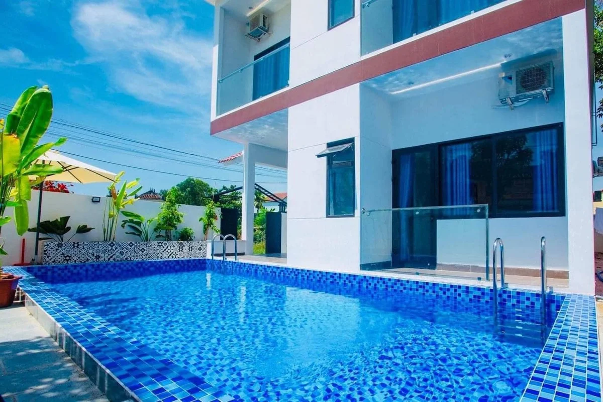 Step Inside Bao Thanh’s Luxurious Hoi An Vacation Villa and Elegant Hanoi Apartment