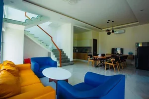 Step Inside Bao Thanh’s Luxurious Hoi An Vacation Villa and Elegant Hanoi Apartment - image 5