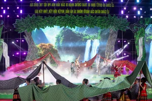 Hmong Forest Worshipping Ceremony in Na Hau Recognized as National Intangible Cultural Heritage - image 4