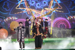 Hmong Forest Worshipping Ceremony in Na Hau Recognized as National Intangible Cultural Heritage - image 12