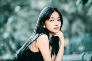 YiTuYu Vol.7186 Yu Er: Captivating Art Language Portrait Series - image 8
