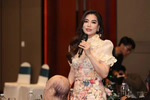 Star-Studded Red Carpet: Top Vietnamese Celebrities Gather for Major Film Event in Ho Chi Minh City - image 7