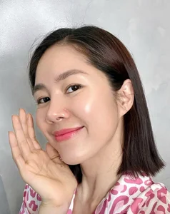 Actress Lê Phương Bids Farewell to Iconic Roles: A New Chapter in Her Career - image 6
