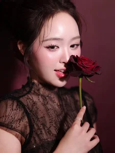 Actress Lê Phương Bids Farewell to Iconic Roles: A New Chapter in Her Career - image 3