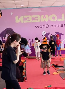 Singer Bao Thy’s Son Shows Off Modeling Talent at Preschool - image 10