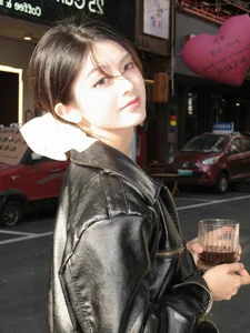 YiTuYu Art Language Vol.5629: The Vibrant Zhang Zhang Bao - image 1