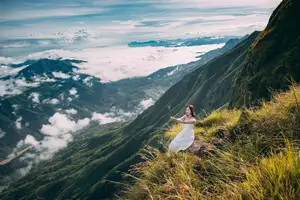 Ta Xua Cloud Hunting: An Unforgettable Experience Amidst Majestic Northwest Sea of Clouds – Discover Hidden Beauty. - image 11