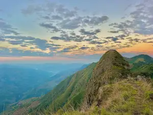 Ta Xua Cloud Hunting: An Unforgettable Experience Amidst Majestic Northwest Sea of Clouds – Discover Hidden Beauty. - image 10