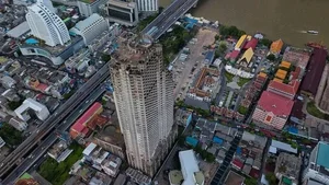 The Mystery of the Abandoned Ghost Tower: A 30-Year Architectural Enigma - image 4