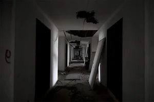 The Mystery of the Abandoned Ghost Tower: A 30-Year Architectural Enigma - image 2