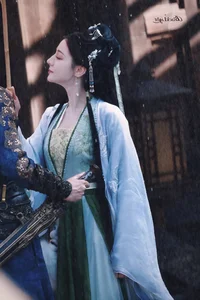 Battle of the Beauties: Dilraba, Yang Zi, and Bai Lu in Historical Dramas - image 4