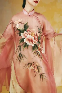 Linh Nga Transforms into Legendary Princess Tien Dung in Stunning Gallery - image 5