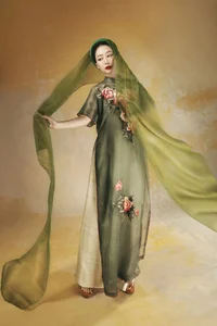 Linh Nga Transforms into Legendary Princess Tien Dung in Stunning Gallery - image 4