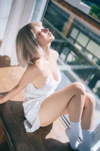 Coser Chunmomo Part03: Ethereal Beauty Bathed in Golden Light - image 5