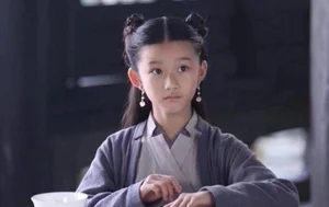 The Rising 15-Year-Old Actress Who Outshone Yang Mi with Her Heartbreaking Performance - image 2