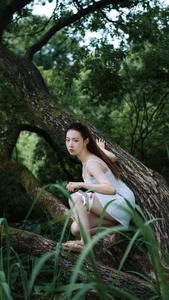 Stunning Visual Concepts in YiTuYu Art Language Vol.4572 Tian Shang Cao - image 3