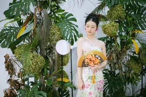 YiTuYu Art Language Vol.9442 Yi Ping: Striking Studio Portraits - image 1