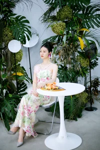 YiTuYu Art Language Vol.9442 Yi Ping: Striking Studio Portraits - image 2