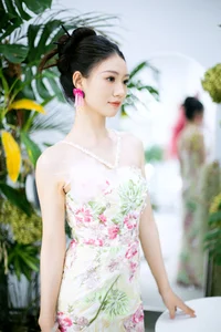 YiTuYu Art Language Vol.9442 Yi Ping: Striking Studio Portraits - image 15