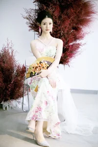 YiTuYu Art Language Vol.9442 Yi Ping: Striking Studio Portraits - image 22