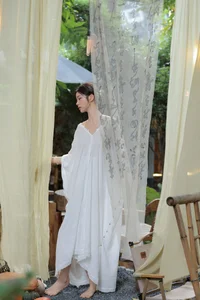 YiTuYu Art Language Vol.8112: Ban Ban Jiang 36P Artistic Set - image 0