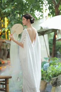 YiTuYu Art Language Vol.8112: Ban Ban Jiang 36P Artistic Set - image 7
