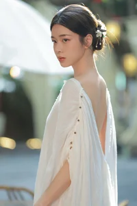 YiTuYu Art Language Vol.8112: Ban Ban Jiang 36P Artistic Set - image 4