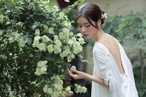 YiTuYu Art Language Vol.8112: Ban Ban Jiang 36P Artistic Set - image 10