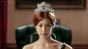 Actress Lee Yoon Ji Shares Her Deeply Personal Journey of Resilience - image 11