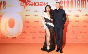 Ha Tri Quang and Thanh Doan’s Romantic Appearance at the Star of the Year Awards - image 5