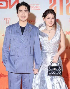 Ha Tri Quang and Thanh Doan’s Romantic Appearance at the Star of the Year Awards - image 4