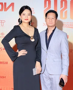 Ha Tri Quang and Thanh Doan’s Romantic Appearance at the Star of the Year Awards - image 1
