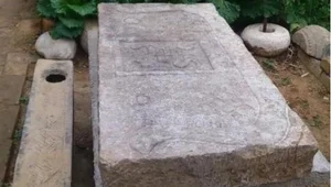 Farmer Uncovers Hidden Ming Dynasty Treasure While Building a Pigsty - image 4