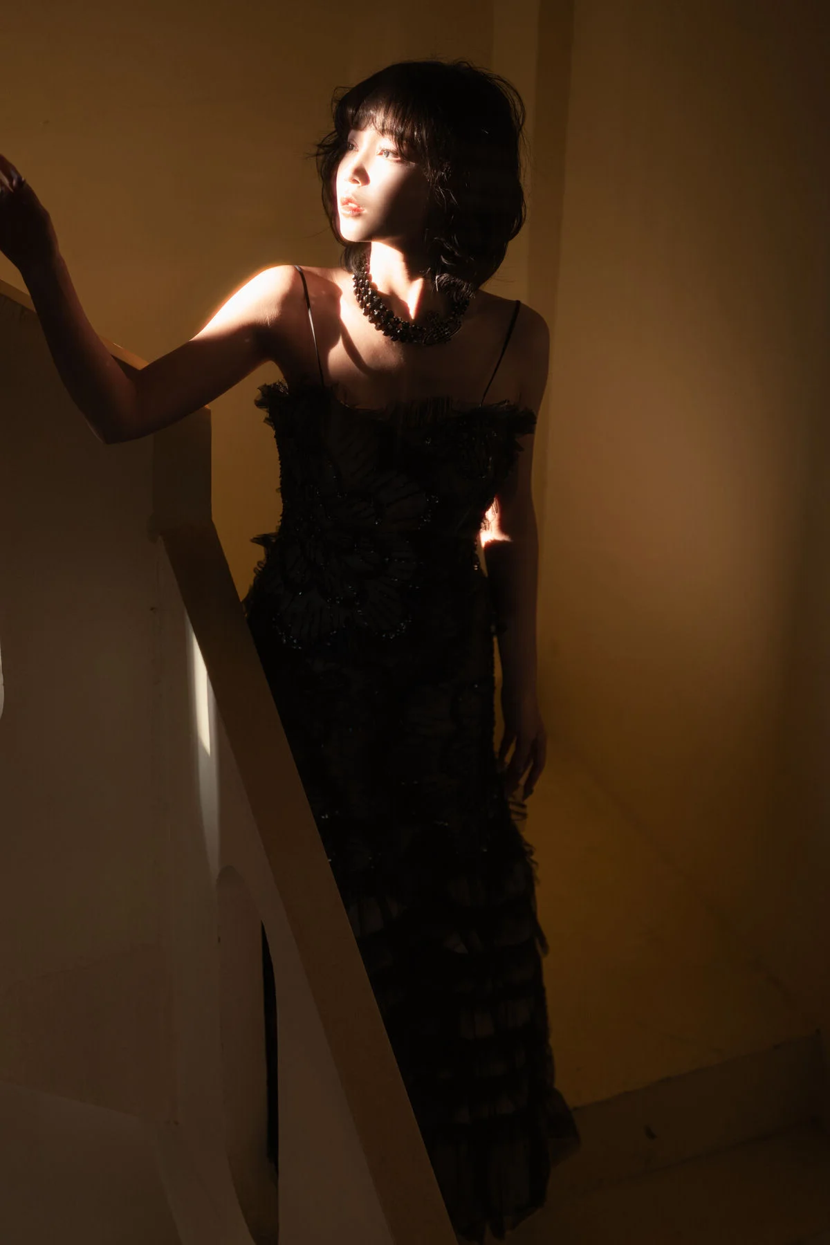 Yi Ming: Classic Elegance in Black Lace Dress - YiTuYu Art Language Vol.8835
