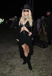 Coachella 2024: Hollywood Stars Showcase Bold Festival Fashion - image 1
