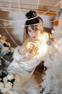 YiTuYu Art Language Vol.6300: Jian Ying Tao Nai in a Stunning Display of Contemporary Art Photography - image 13