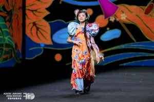 Vietnam’s Heritage Shines Globally: The 'Multicolor Vietnam 2026' Fashion Showcase and Cultural Identity - image 3