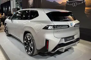 Discover the All-New Electric BMW iX3: AI Virtual Assistant and Smart Interaction Technology - image 2
