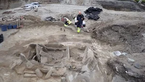 Unearthing a 4,000-Year-Old Ancient Tomb: Secrets That Shocked the World - image 2