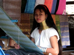 Bizarre Beauty Rituals: Unusual Trends and Traditions from Around the World - image 4