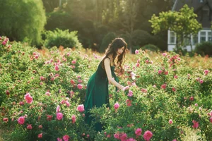 Retro Romance: The Timeless Visual Poetry of Dang Chu Jiao Ren Jia Xiao Tian Tian - image 4
