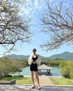 Singer Pham Quynh Anh Stuns in Elegant Swimwear Photoshoot - image 9